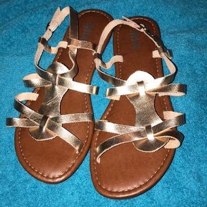 BRAND NEW women’s sandals